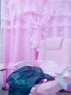 颜值不错粉嫩奶头妹子道具自慰 椅子上张开双腿按摩震动呻吟娇喘非常诱人 很是诱惑喜欢不要错过}