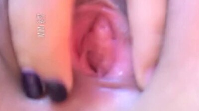 漂亮主播带你解读女性下体构造对白清晰.}