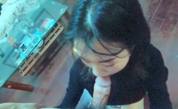 很久的长腿美少妇纤细大长腿性感美翘臀在客厅各种被操}