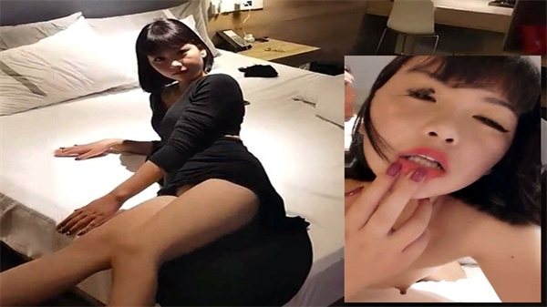 国内露出女神sexywife_nina户外在路人旁边摸B紫微啪啪_}
