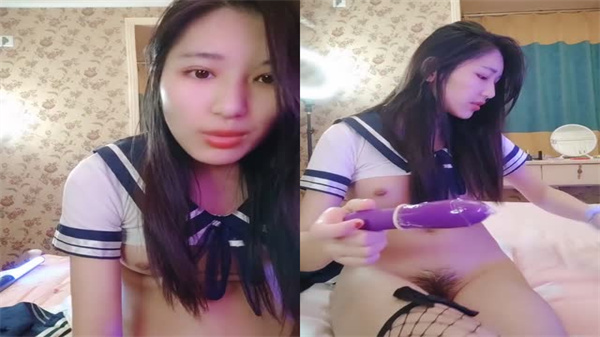 极品美少女表情淫荡很想要道具自慰}