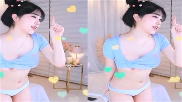 精品裸舞⑱邦尼扎着马尾给爷们跳裸舞学生妹感觉来了_}