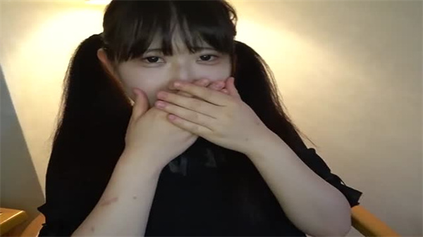 可爱的肉嘟嘟小美女让你随便玩}