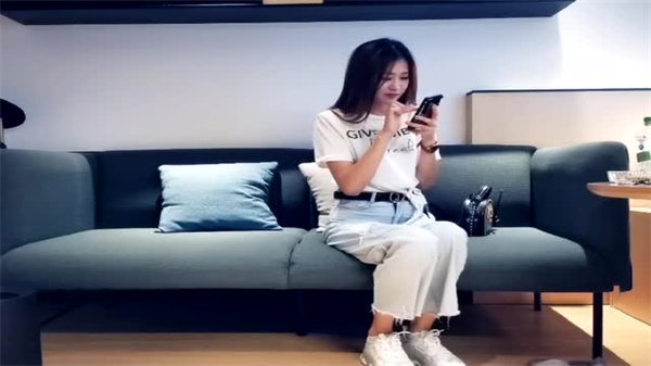 4场3极品大长腿.}