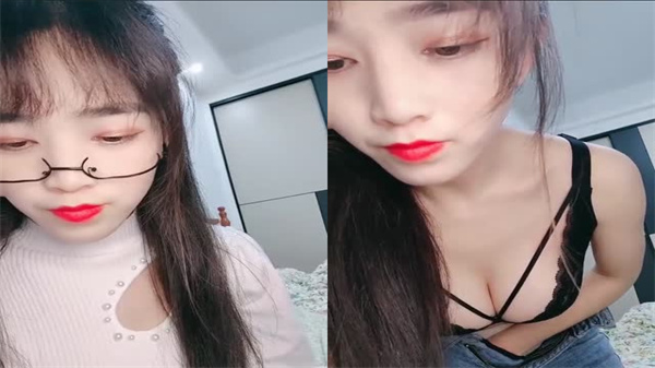 mj身材精致大胸学妹.}