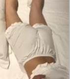 直接把穿睡衣的女友带来开房也不脱了直接开干}